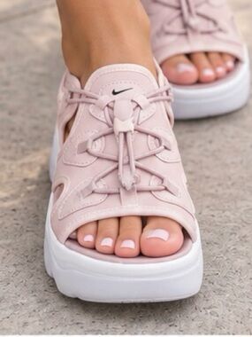 Nike Women’s Open-Toe Platform Sandal in Light Pink